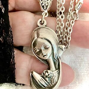 VIRGIN MARY- MAIDEN NECKLACE